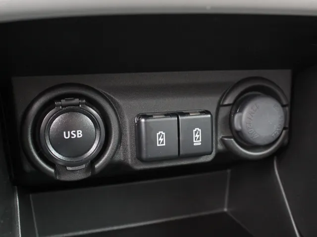 Suzuki Swift 1.2 Style Smart Hybrid Automaat | € 2200,- DEALERKORTING! | Alle kleuren leverbaar!
