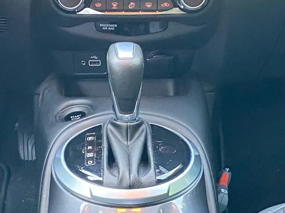 Nissan Juke 1.6 Hybrid N-Design Climate control | Navigatie | Parkeercamera | Stoel en stuurverwarming | 19 inch LM velgen | Cruise control | Keyless | Rijstrookdetectie |