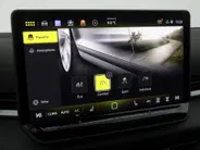 Volkswagen T-Roc R-Line First Edition 1.5 eTSI 150 PK 6 versn. DSG · Assistance Pakket · Multimedia Pakket · Park & Comfort Pakket · Voorraad OUTLET · Prijs is inclusief inruilpremie ·
