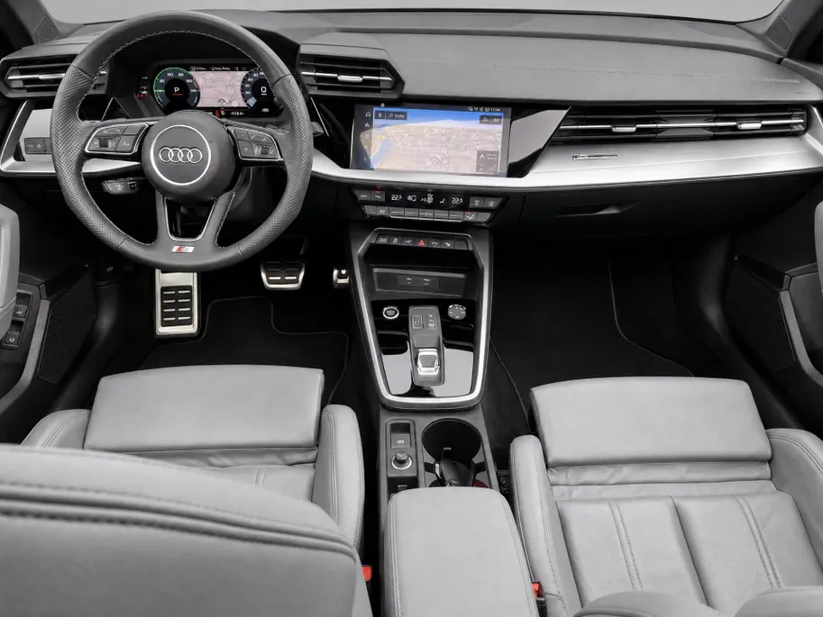 Audi A3 Sportback 40 TFSIe 150kW/204PK S Line · Panoramadak · Leder · Camera · Apple/Android Car Play · Drive select ·  EXTRA INRUILKORTING ·