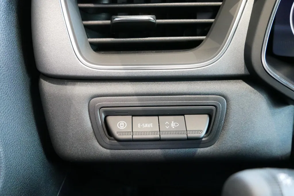 Renault Captur 1.8 E-Tech full hybrid 160 techno | Profiteer nu van €3.000,- Zeeuw & Zeeuw voorraadkorting |Electrisch schuif/kantel dak | Harman Kardon | Op voorraad |