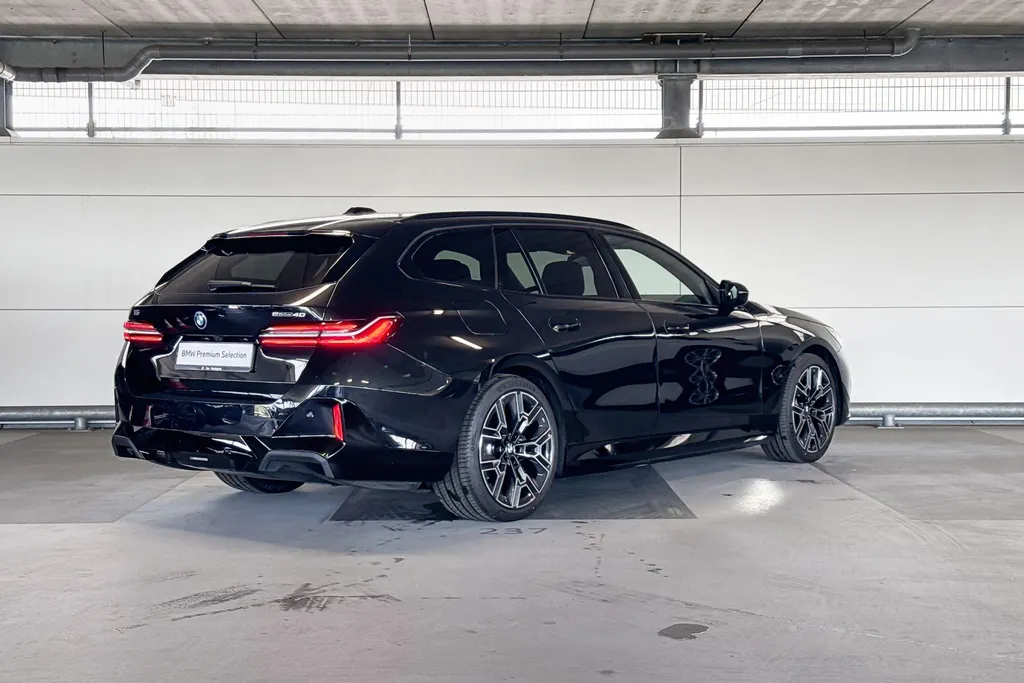 BMW i5 Touring eDrive40 M Sport Edition 84 kWh