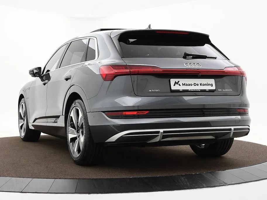 Audi e-tron 55 408pk Quattro S edition 95 kWh · SOH 97% · Panoramadak · Camera · Luchtvering · Elek. Achterklep · 20'' Inch ·