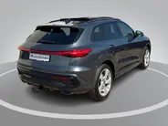 Audi Q5 2.0TFSIe-hybrid 220kW/299PK quattro S Line · Panoramadak · Leder · 360gr Camera · Drive select · Trekhaak · Garantie t/m 21-05-2030 of 120000km