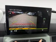 Dacia Spring Extreme 65 26.8 kWh AUTOMAAT CAMERA CRUISE CONTROL APPLE CARPLAY ANDROID AUTO ZEER MOOIE AUTO METEEN RIJDEN