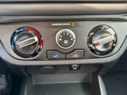 Hyundai i10 1.0 Comfort Smart | All-season banden | Navigatie | Achteruitrijcamera | Airco | Apple Carplay/ Android auto |