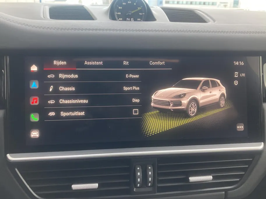 Porsche Cayenne 3.0 E-Hybrid 340KW met Panoramadak