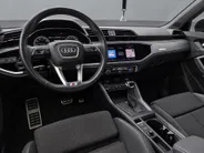 Audi Q3 45 TFSIe 245pk S edition · Camera · Apple/Android Car Play · Stoelverwarming ·  Navigatie · Elek. Achterklep · Keyless · 19'' Inch ·