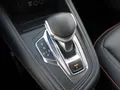 Renault Captur 1.6 E-Tech full hybrid 145 PK iconic | Lederen bekleding en stoel elektrisch bedienbaar | 360 camera | Stoelverwarming voor |
