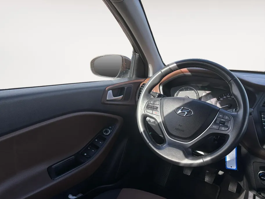 Hyundai i20 1.0 T-GDI Comfort | Trekhaak | Navi | Camera | Climate control