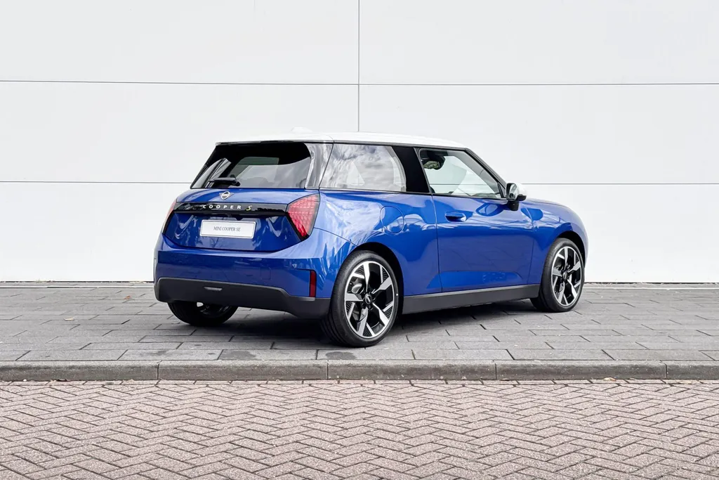MINI Cooper 3-deurs Electric Cooper SE Classic M 54.2 kWh