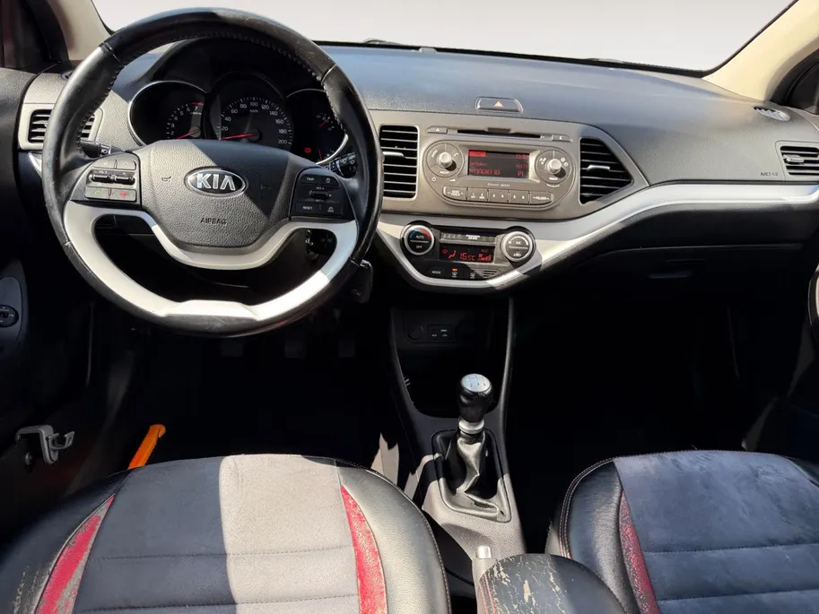 Kia Picanto 1.0 DynamicLine | Dealer onderhouden |Climate control & cruise control | Bluetooth | Lichtmetalen velgen | Metallic lak | Fabrieksgarantie | NAP