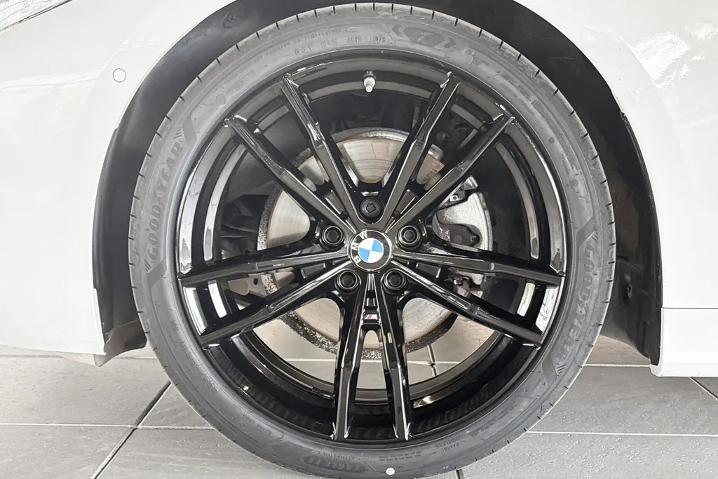 BMW 4 Serie Cabrio 420i High Executive M Sportpakket