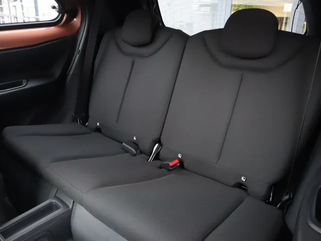 Toyota Aygo X Hybrid 115 pulse | V+A Parkeersensoren