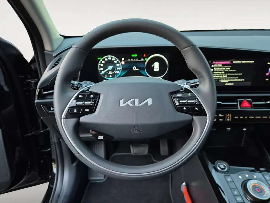 Kia Niro 1.6 GDi Hybrid DynamicPlusLine | Climate Control | Navigatie | Open Dak | Leer | Stoelverwarming | Stuurverwarming | Elektrische Kofferbak |