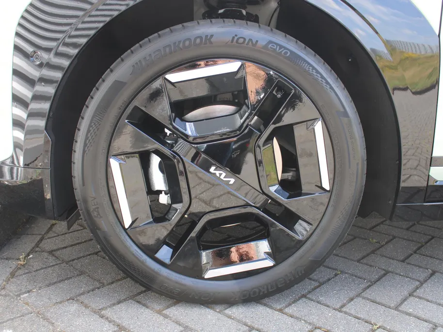 Kia EV3 GT-Line Business Edition 81.4 kWh | Nieuw | Direct leverbaar | Actieradius tot 563 km (WLTP) | 18% bijtelling | Gratis metallic lak t.w.v. € 795! |