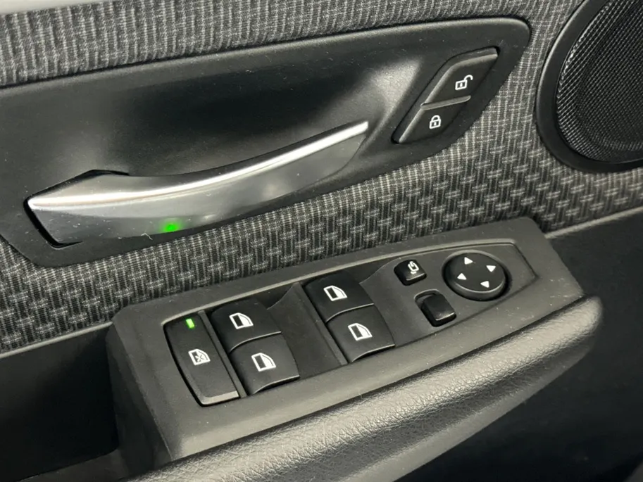 BMW 2 Serie Gran Tourer 216i Gran Tourer Essential | Navigatie | Climate Control | Cruise Control