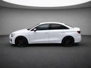 Audi A3 Limousine Advanced edition 30 TFSI 116 PK Limousine · Sonos · Optiekpakket zwart plus · Lichtpakket plus ambient light · MEGA Sale