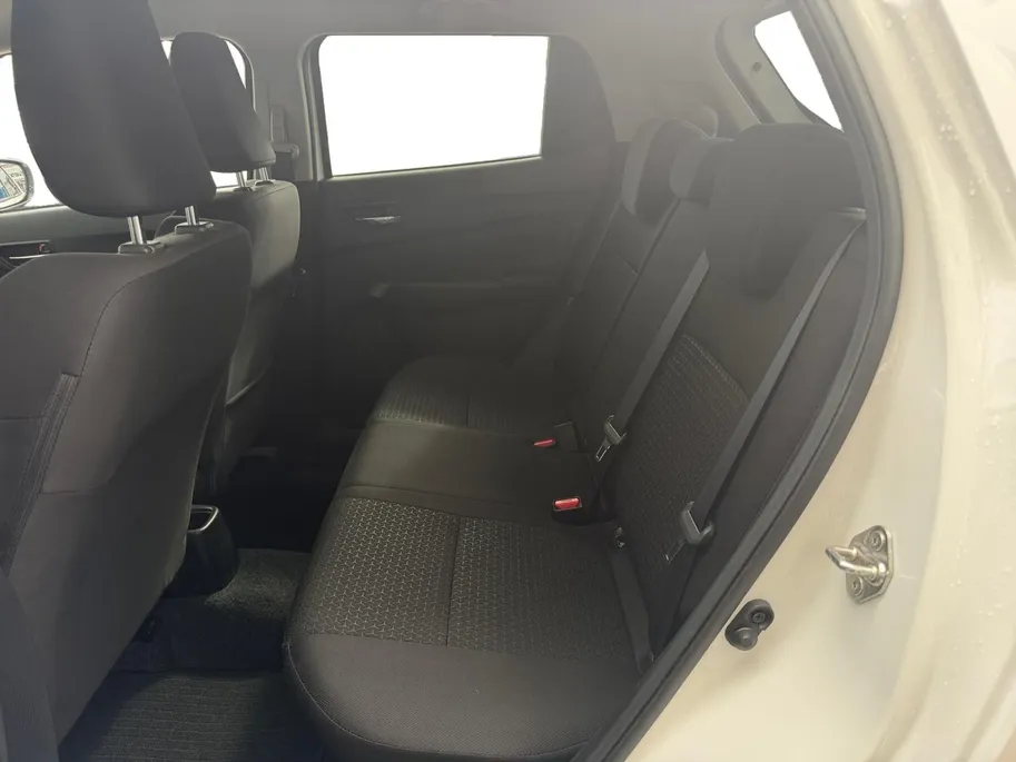 Suzuki Swift 1.2 Style Smart Hybrid | Adapt Cruise Control / Climate Control | Stoelverwarming | Camera | Navigatie |