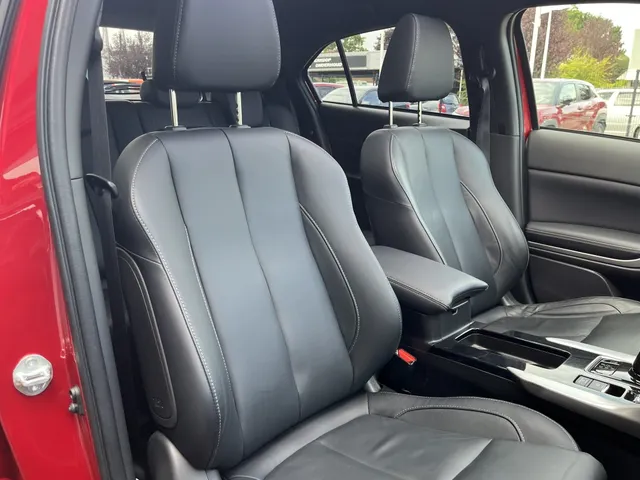 Mitsubishi Eclipse Cross 2.4 PHEV Instyle+ | Panoramadak | Trekhaak | All Seasons