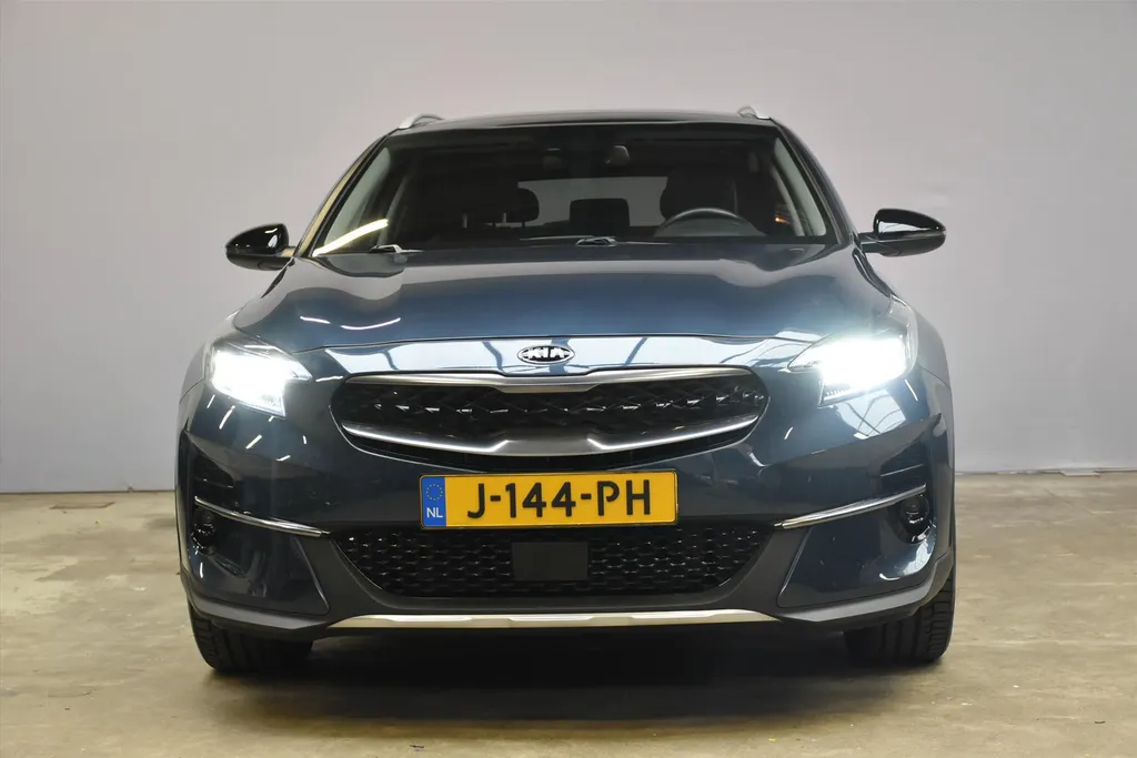 Kia XCeed 1.6 GDi PHEV 141pk DCT6 ExecutiveLine Trekhaak Pano Memory