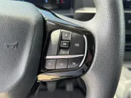 Ford Transit Custom 280 2.0 TDCI L1H1 Trend 110 pk | 3-zits | Airco | Parkeersensoren voor en achter | Apple Car PLay / Android Auto | LED dagrijverlichting |