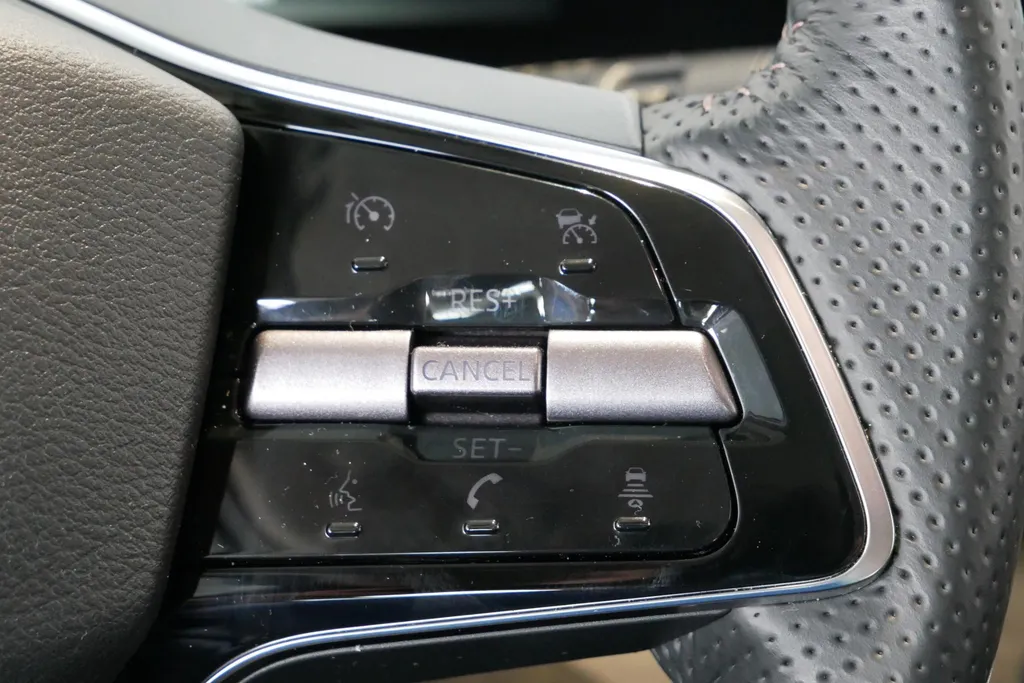Nissan ARIYA Limited Edition 66 kWh *afneembare trekhaak*Achteruitrijcamera*Navigatie*Apple carplay& Androidauto*Parkeersensorenvoor en achter*Adaptive cruisecontrole*I-key*