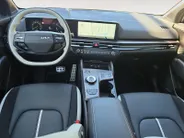 Kia Sportage 1.6 T-GDi Hybrid GT-PlusLine | Schuif/kanteldak | Lederen bekleding | 360 Graden camera | Head up display | Elektrische achterklep | Elektrische stoel verstelling met geheugen | Stoel verwarming + ventilatie voor | Dodehoek camera | Draadloze oplader | Ad