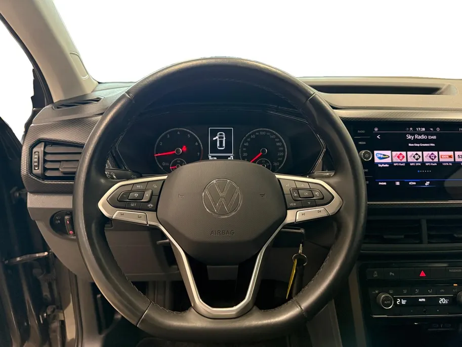 Volkswagen T-Cross 1.0 TSI | LIFE | APPLE CARPLAY | PARKEERHULP | NL-AUTO |