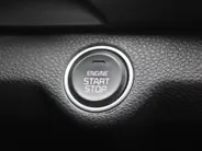 Kia Stonic 1.0 T-GDi MHEV DynamicPlusLine | Trekhaak | 15' LM | Clima | Cruise | Navi | Camera | LED | Keyless | 1e eigenaar |