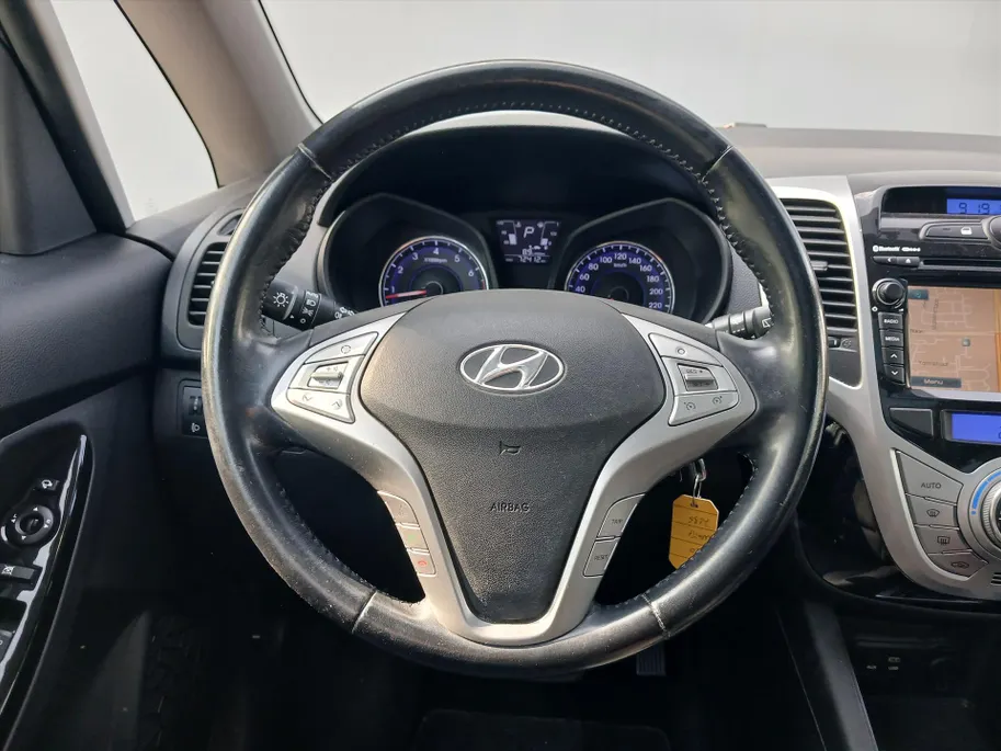 Hyundai ix20 1.6 Go Plus Automaat / Navigatie / Climate en Cruisecontrol / Schuif-kanteldak /