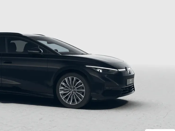 Volkswagen ID.7 Limited Edition Plus 86 kWh accu, 286 PK · Achteruitrijcamera · Draadloze telefoonlader · Interieur Style Pakket Plus · Trekhaak inklapbaar, met elektrische ontgrendeling · Prijs is inclusief inruilpremie ·