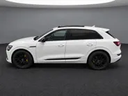 Audi e-tron 55 408pk Quattro S edition 95 kWh · SOH 97,1% · Panoramadak · Camera · Luchtvering · Zwart Optiek Plus · 21'' Inch ·