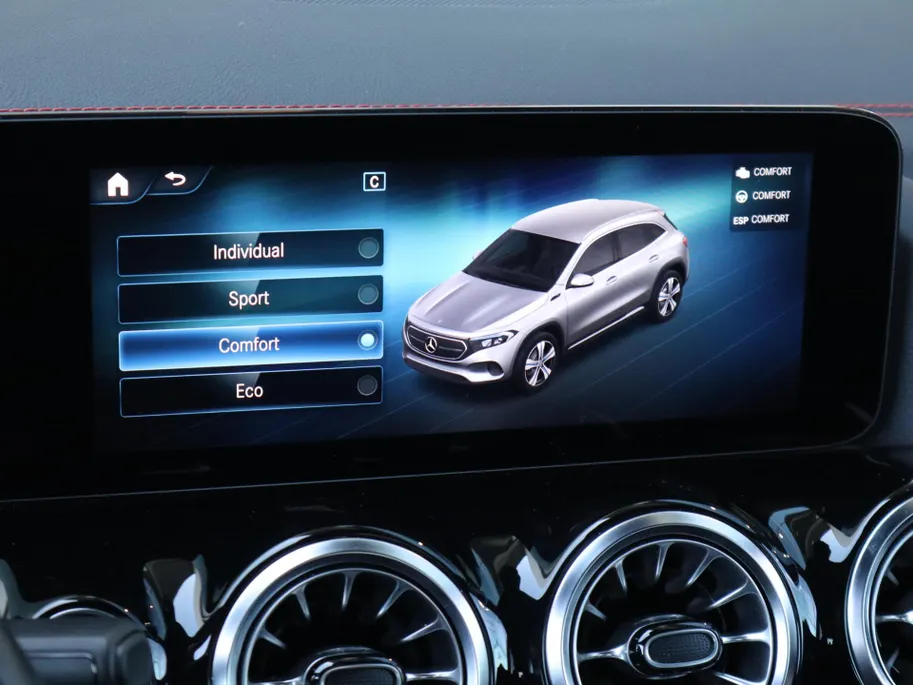 Mercedes-Benz EQA 250 AMG Line 67 kWh