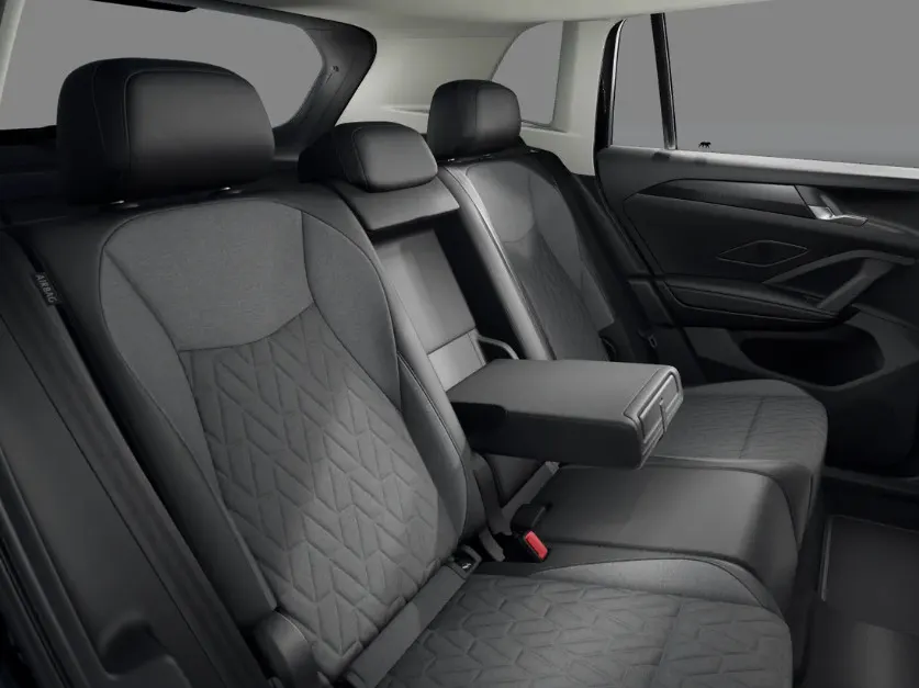 Volkswagen Tiguan Limited Edition 1.5 eHybrid 204 PK 6 versn. DSG · Design Pakket Dark · Trekhaak inklapbaar, met elektrische ontgrendeling, incl. aanhangermanoeuvreerhulp Trailer Assist · Voorraad OUTLET · Prijs is inclusief inruilpremie ·