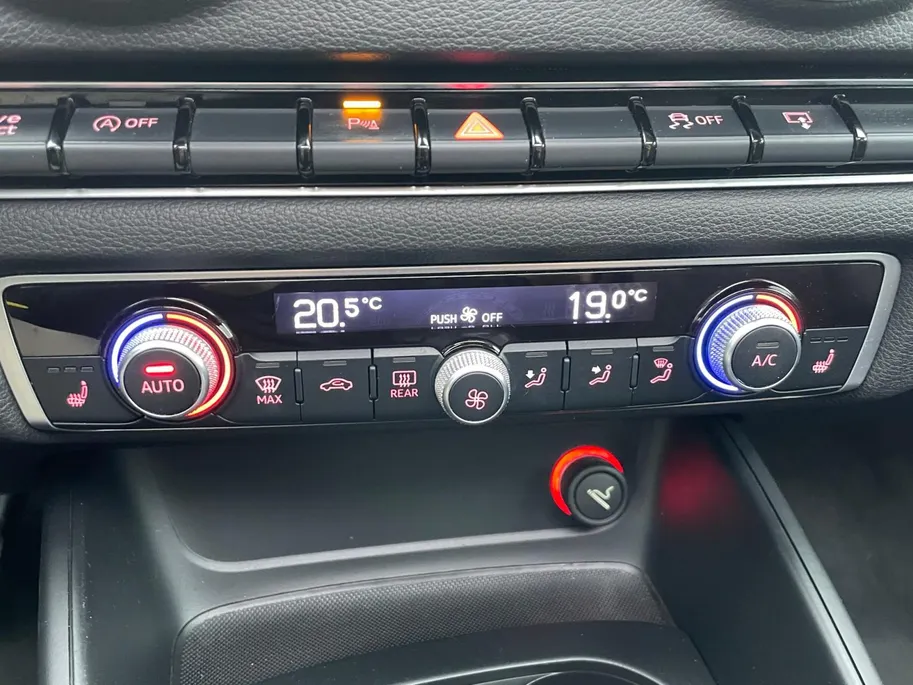 Audi S3 Sportback 2.0 TFSI quattro Pro Line Plus *Automaat*Navigatie*Schuif/Kanteldak*LED*LM.Velgen. IN ZEER NETTE STAAT!
