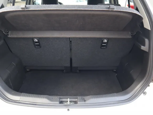 Suzuki Ignis 1.2 Hybrid Select Carplay | Bi-tone