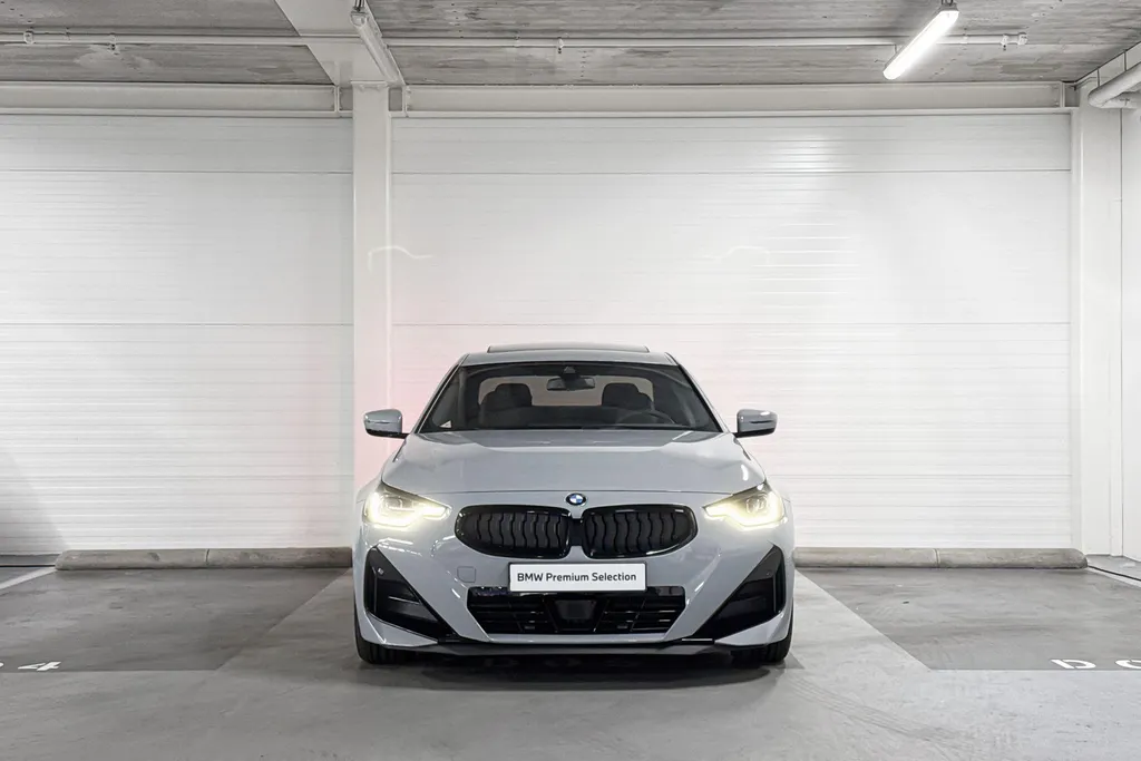 BMW 2 Serie Coupé 220i High Executive