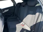 Audi A4 Avant 35 TFSI Advanced Edition | NL auto | Automaat | Parkeersensoren voor en achter | 18' lichtmetalen velgen | Elektr. achterklep | Navigatie  | Bovag garantie |