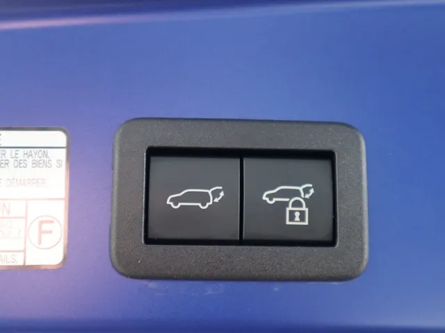 Toyota Corolla Cross Hybrid 140 Style | Blindspot | Stoelverwarming | Parkeersensoren