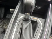 Renault Clio 1.6 E-Tech Full Hybrid 145 esprit Alpine AUTOMAAT NAVI AIRCO CAMERA CRUISE CONTROLE 9.3 INCH APPLE CARPLAY ANDROID AUTO SPORTSTOELEN ZEER DIKKE AUTO