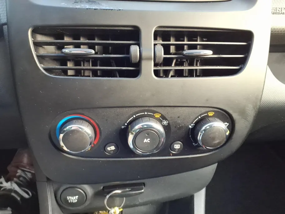 Renault Clio 0.9 TCe Authentique Airco | 1 jaar Garantie