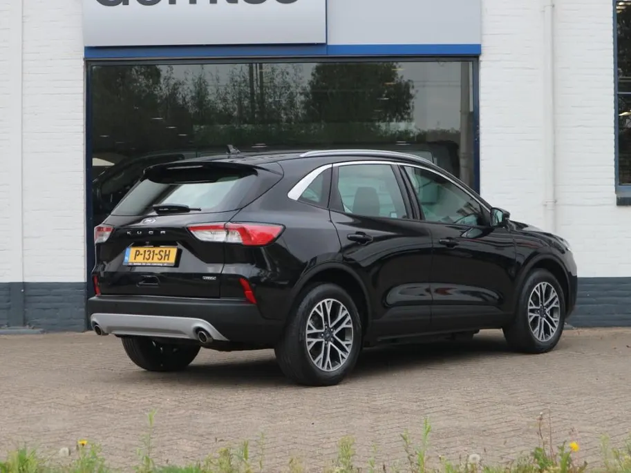 Ford Kuga 2.5 PHEV Titanium | WINTERPAKKET | NL AUTO | DEALER ONDERHOUDEN |