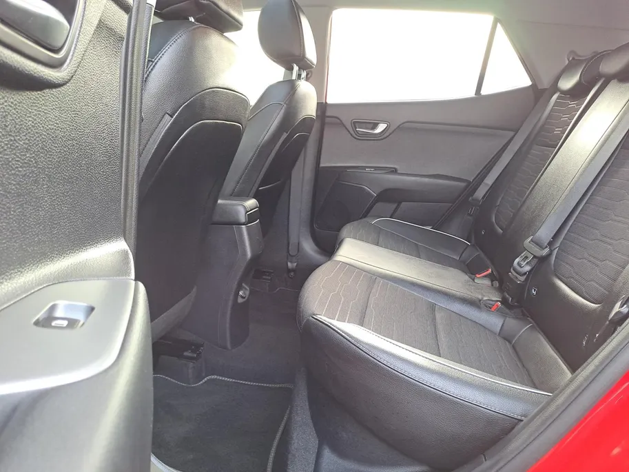 Kia Stonic 1.0 T-GDi MHEV GT-PlusLine | PRIVATE LEASE VANAF 373,- |1e Eigenaar | Meest luxe uitvoering | Schuif-/kanteldak | Metallic lak | Cruise Control | camera | Carplay | Fabrieksgarantie | NAP