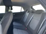 Kia Stonic 1.0 T-GDi MHEV DynamicLine | Navigatie | Parkeer camera | Cruise control | Stoel + Stuur verwarming | DEMO