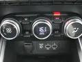 Renault Clio 1.0 TCe Intens | Climat Control | Navigatie groot scherm| Half leder |
