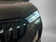 Škoda Kodiaq 1.5TSI 150kW/204PK PHEV Sportline · Panoramadak · Trekhaak · 360°Camera + Parkeersensoren · Canton Audio ·  Garantie t/m 13-05-2027